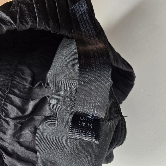 FREE PEOPLE MOVEMENT The Way Home High Rise Activewear Shorts Black Women Size M - Picture 8 of 9